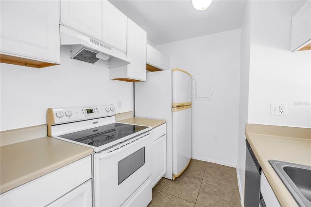 1400 GANDY BOULEVARD N 902, St Petersburg, FL 33702