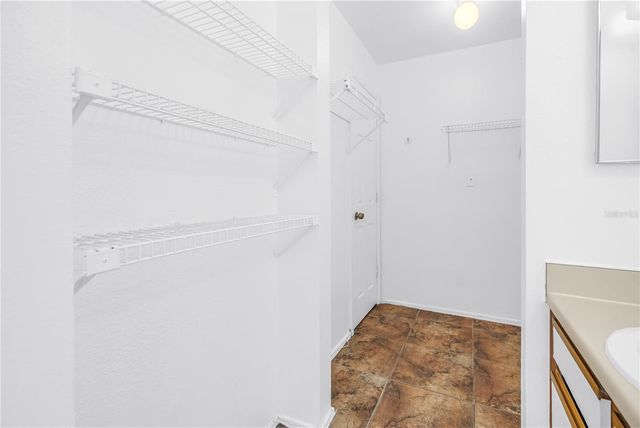 1400 GANDY BOULEVARD N 902, St Petersburg, FL 33702