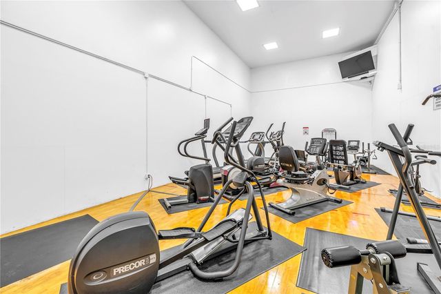 1400 GANDY BOULEVARD N 902, St Petersburg, FL 33702