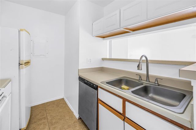 1400 GANDY BOULEVARD N 902, St Petersburg, FL 33702