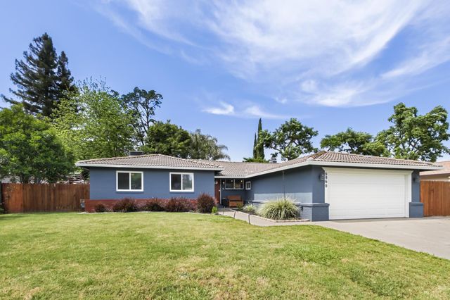 6860 Pocket Rd, Sacramento, CA 95831