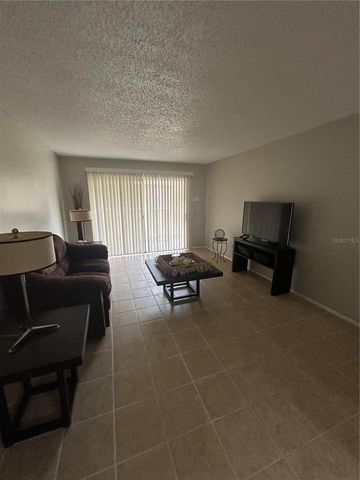 636 KENWICK CIRCLE 105, Casselberry, FL 32707