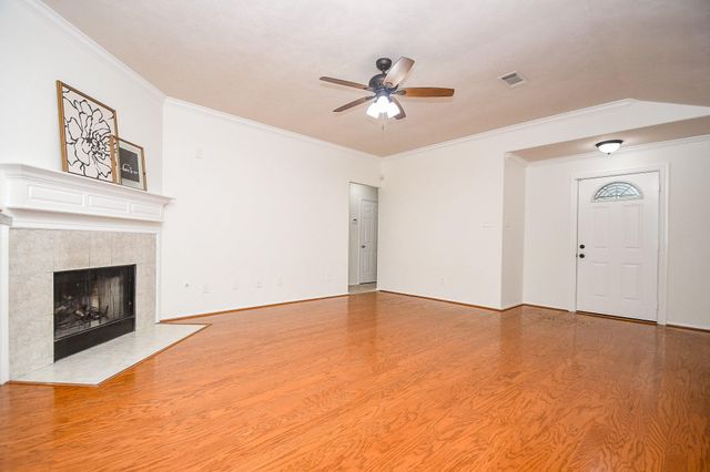 13511 Titus Point, Houston, TX 77085