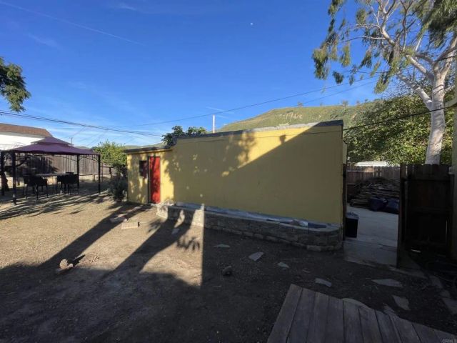 121 E Warner St, Ventura, CA 93001