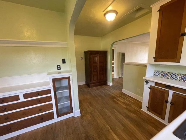 121 E Warner St, Ventura, CA 93001