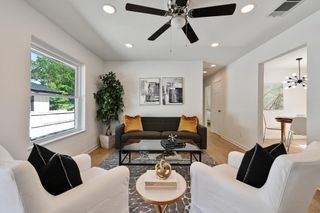 2008 E 11th ST, Austin, TX 78702