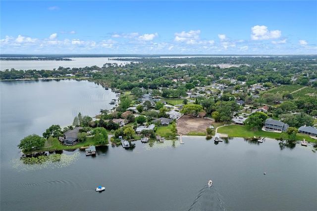 1810 PINEWAY COURT, Mount Dora, FL 32757