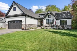 9975 Havendale Drive, Brighton, MI 48114