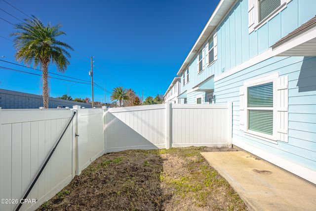 7472 Shadow Lake Drive, Panama City Beach, FL 32407