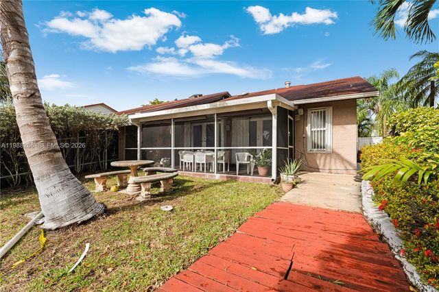 7821 SW 148th Avenue 2, Miami, FL 33193