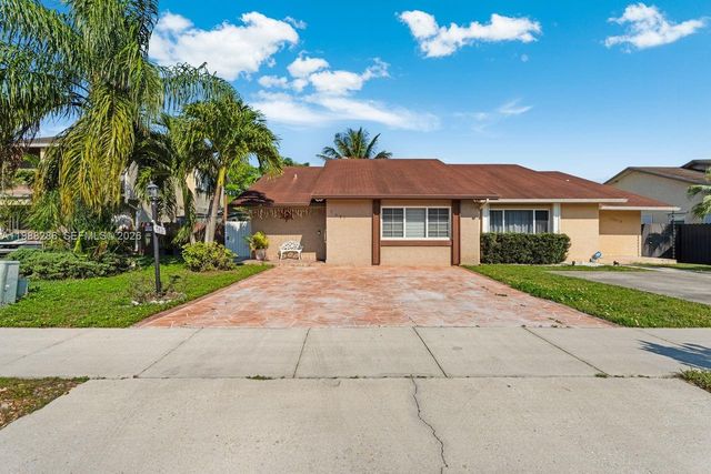 7821 SW 148th Avenue 2, Miami, FL 33193