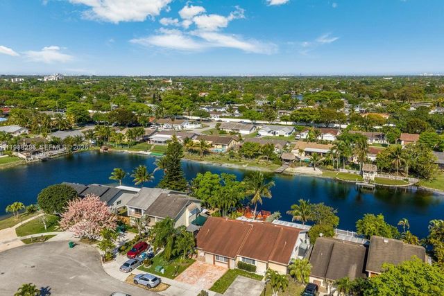 7821 SW 148th Avenue 2, Miami, FL 33193
