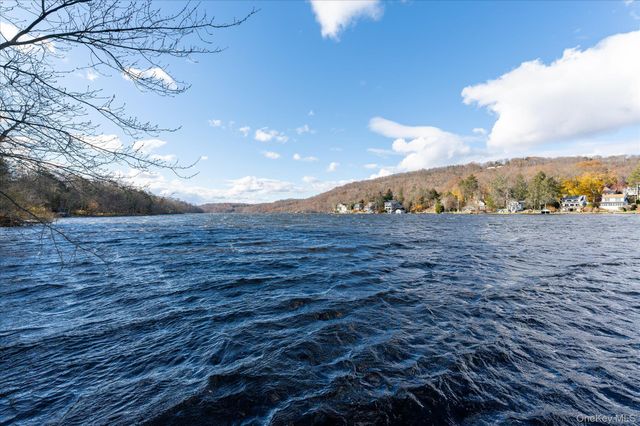 50 S Shore Drive, South Salem, NY 10590