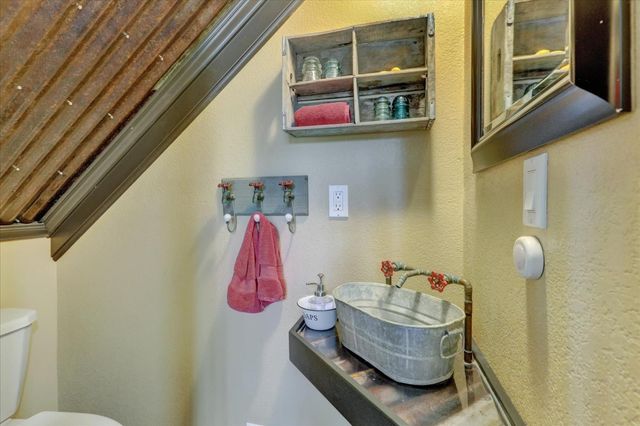 10295 Little Tree Ct, Grass Valley, CA 95949