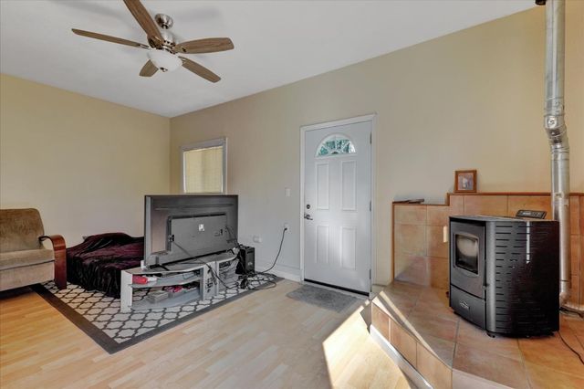 10295 Little Tree Ct, Grass Valley, CA 95949