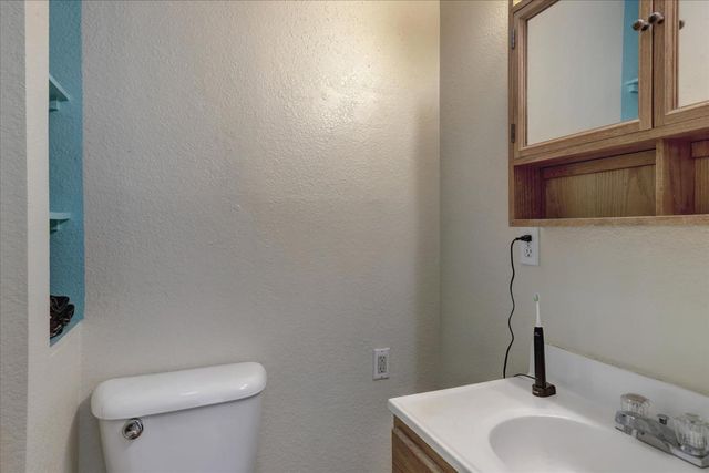 10295 Little Tree Ct, Grass Valley, CA 95949