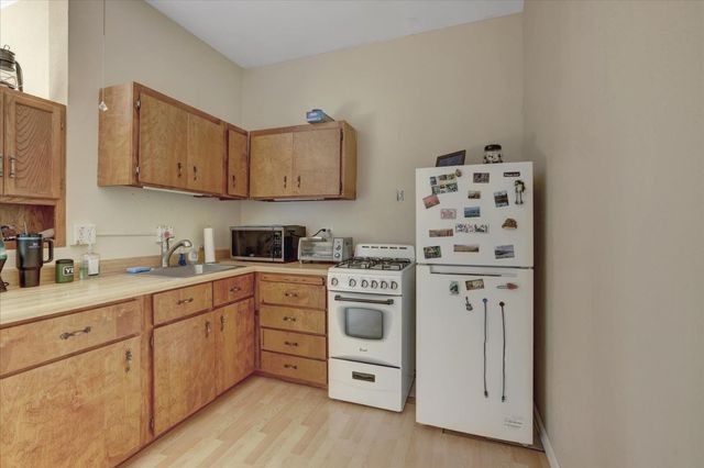 10295 Little Tree Ct, Grass Valley, CA 95949