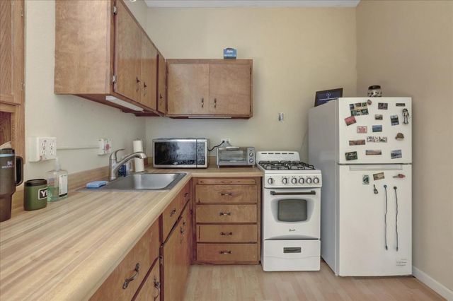 10295 Little Tree Ct, Grass Valley, CA 95949