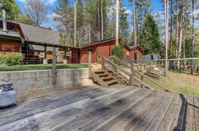 10295 Little Tree Ct, Grass Valley, CA 95949