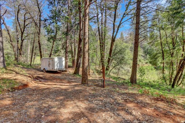 10295 Little Tree Ct, Grass Valley, CA 95949