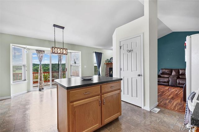 6440 Glenstone Drive, Imperial, MO 63052