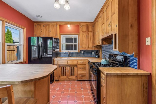 1279 Niles Avenue, Saint Paul, MN 55116