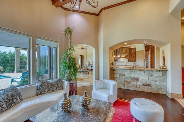 143 Westgate Loop, Horseshoe Bay, TX 78657