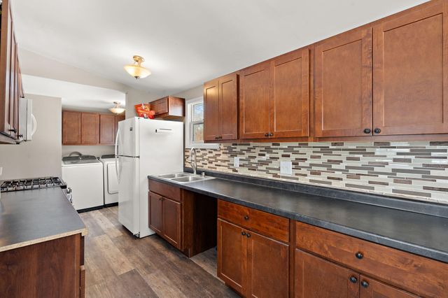 298 E 675 N, Rensselaer, IN 47978