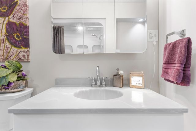 109 King Lyle Road, Scroggins, TX 75480