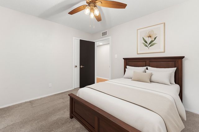 109 King Lyle Road, Scroggins, TX 75480