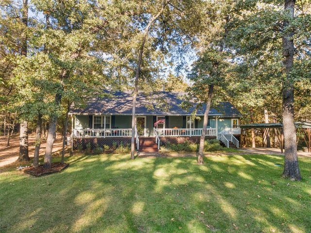 109 King Lyle Road, Scroggins, TX 75480