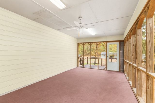 109 King Lyle Road, Scroggins, TX 75480