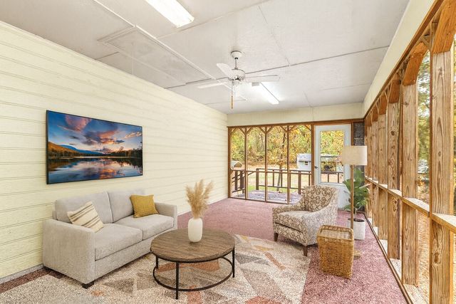 109 King Lyle Road, Scroggins, TX 75480