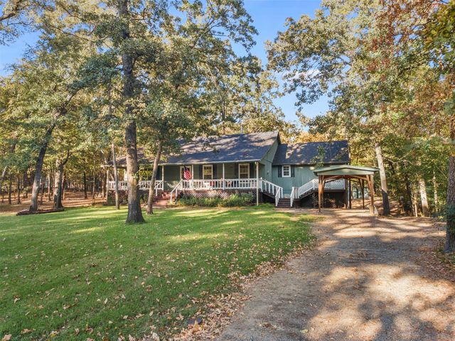 109 King Lyle Road, Scroggins, TX 75480