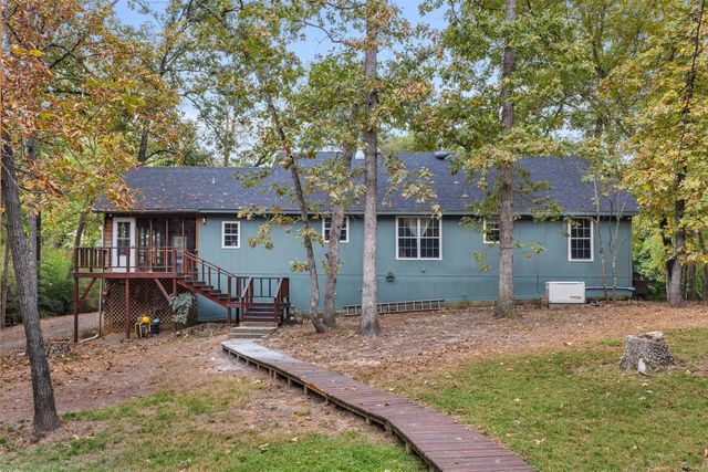 109 King Lyle Road, Scroggins, TX 75480