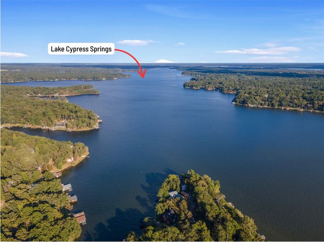 109 King Lyle Road, Scroggins, TX 75480