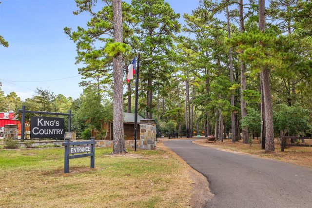 109 King Lyle Road, Scroggins, TX 75480