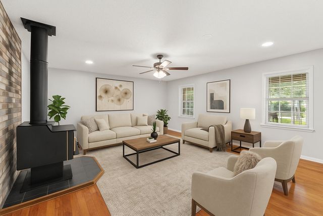 109 King Lyle Road, Scroggins, TX 75480