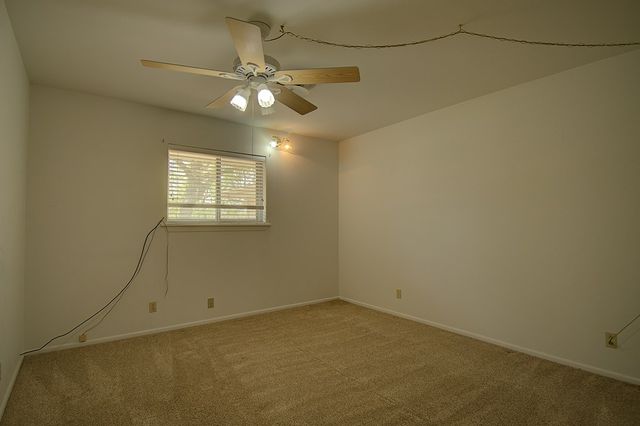 1900 Michelle Dr, Kerrville, TX 78028