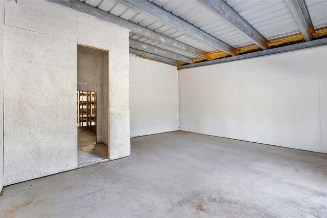 168 County Road 470, Dayton, TX 77535