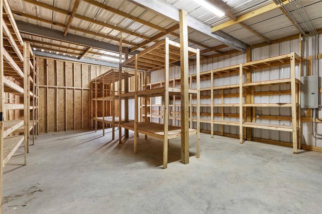 168 County Road 470, Dayton, TX 77535