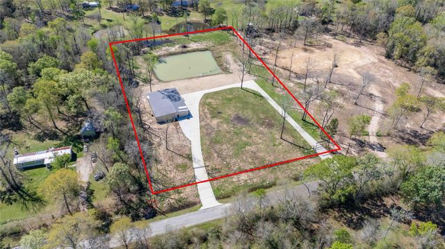 168 County Road 470, Dayton, TX 77535