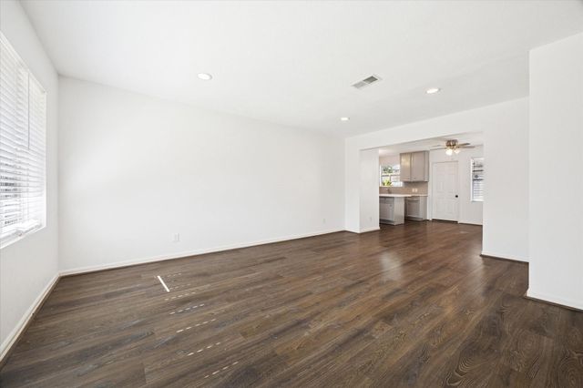 4404 Vivian Street, Bellaire, TX 77401