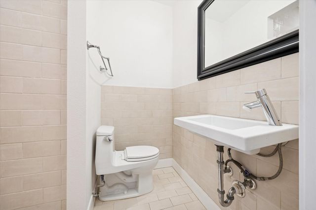 4404 Vivian Street, Bellaire, TX 77401