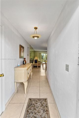 2200 Diana Dr 316, Hallandale Beach, FL 33009