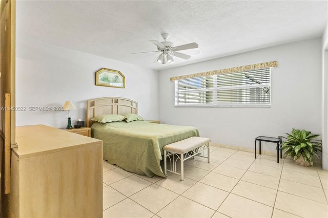 2200 Diana Dr 316, Hallandale Beach, FL 33009