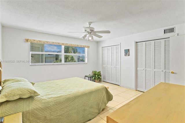 2200 Diana Dr 316, Hallandale Beach, FL 33009