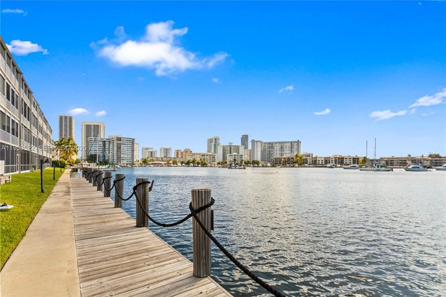 2200 Diana Dr 316, Hallandale Beach, FL 33009