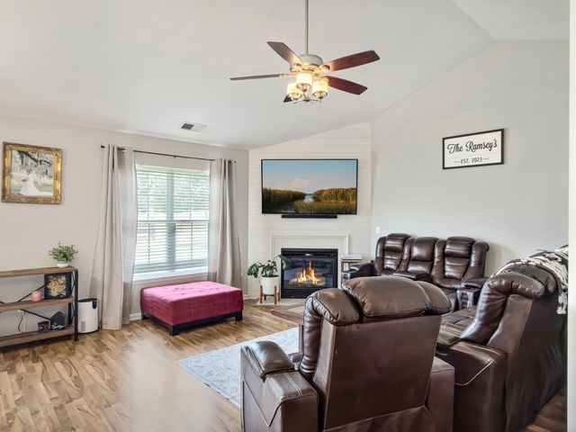 226 Silk Oak Drive, Moncks Corner, SC 29461