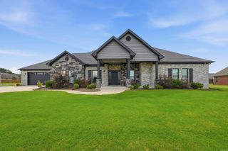 29 Kalli Circle, Vilonia, AR 72173